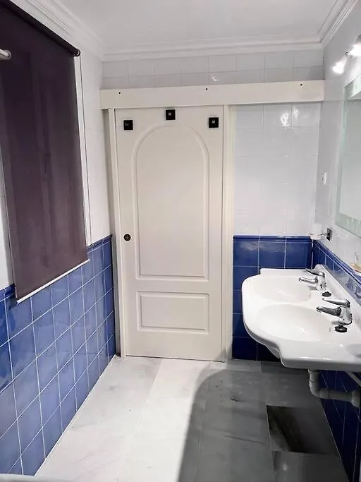 Apartamento Luxury Town House With Private Garden In Duquesa San Luis de Sabinillas