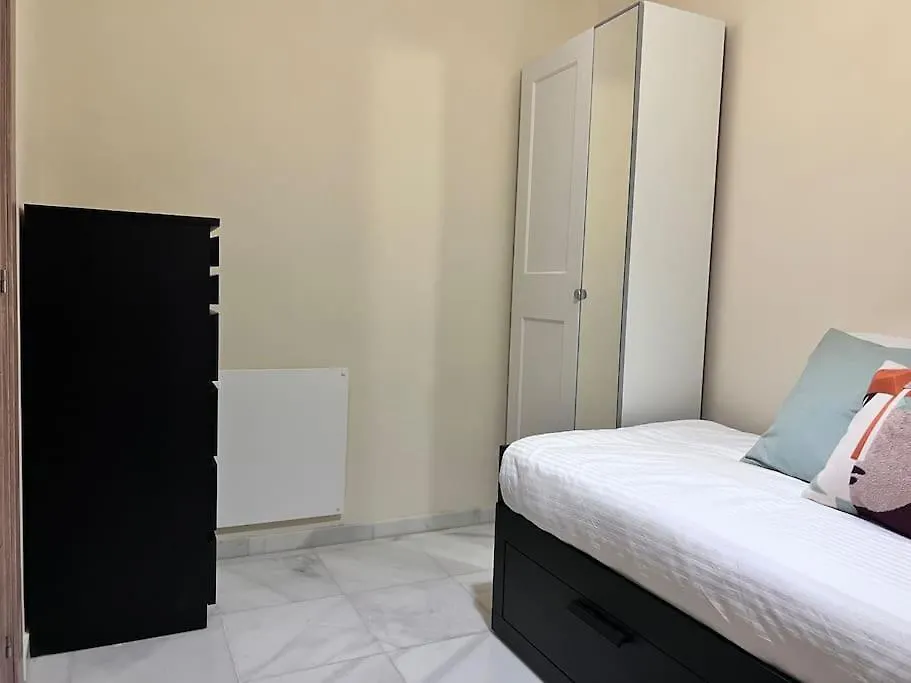 Apartamento Luxury Town House With Private Garden In Duquesa San Luis de Sabinillas